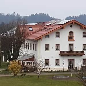 https://pension-baumgartner.com-bavaria.com